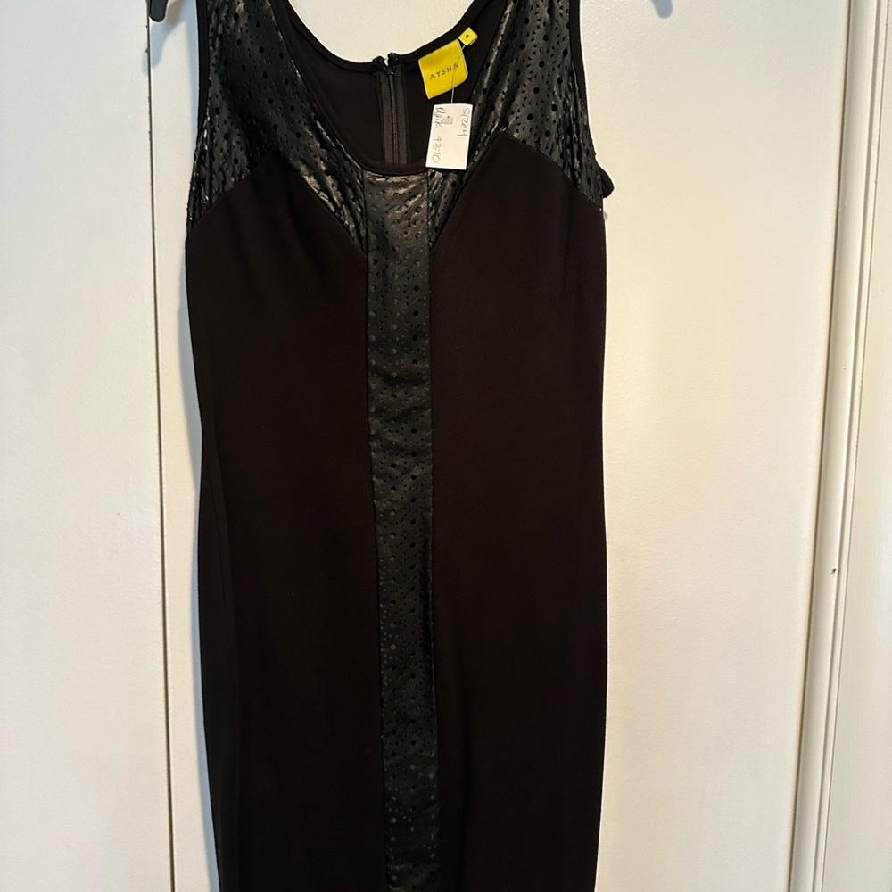 Black Sleeveless Dress With Textured Detail